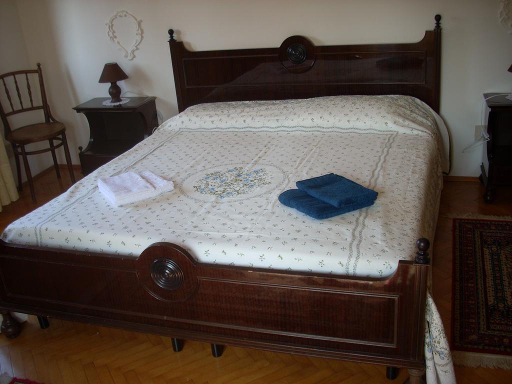 בזוביצה Bed And Breakfast Al Laghetto מראה חיצוני תמונה