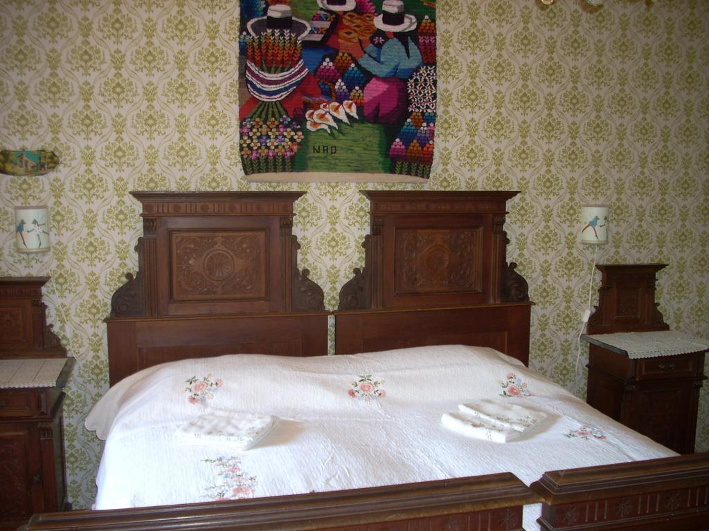 בזוביצה Bed And Breakfast Al Laghetto מראה חיצוני תמונה